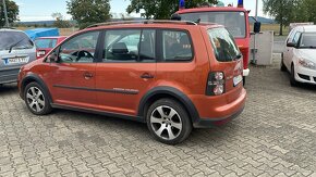 Volkswagen Touran cross - 6