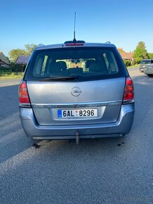 Opel Zafira 1.9CDTi 110kW automat 7míst,ServisOpel - 6