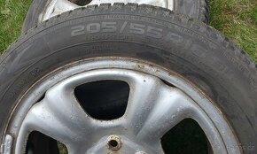 R16 5x100 střed 56,1mm ET48;  205/55 R16 Zimní Nokian - 6