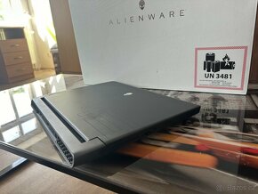 DELL ALIENWARE M15 R5 (N-AWM15R5-N2-752K) Herní notebook - 6