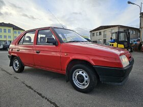 ŠKODA FAVORIT 135LXI , 1 majitelka ročník 1938 - 6