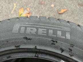 Pirelli zimni 235/55 R18 - 6