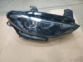 ford Focus MK4 svetlo LEd prave - 6