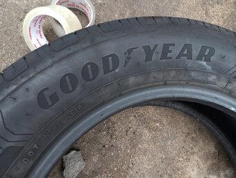 Letní pneumatiky Goodyear 215/60 R17 96H - 6