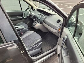 Renault Grand Scenic 1.9dci 96kW 7 sedadel - 6