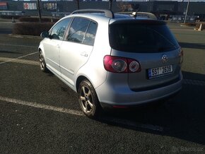 VW Golf 5 plus 1.9 TDI DSG - 6