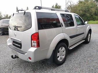 Nissan Pathfinder 2.5 dCi 4x4 - 6