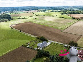 Prodej stavebního pozemku o výměře 1605 m2 v Sulicích okr. P - 6