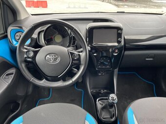 Toyota Aygo 1.0 VVTi 51kw, 60.000km, VYBAVENÁ - 6