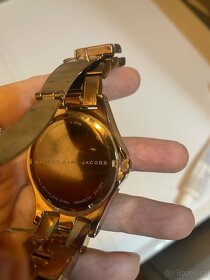 Marc Jacobs hodinky růžové zlato rosé gold dámské - 6