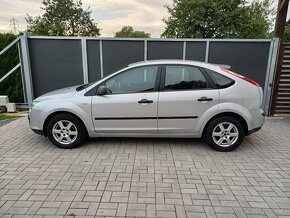 Benzínový Ford Focus 1.6 16V 74kw - 6