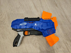 Prodám pistole NERF - 6