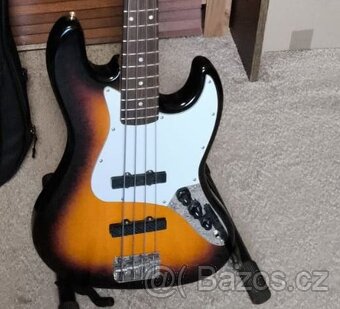 Prodám baskytaru Fender Squier Affinity Jazz Bass - 6