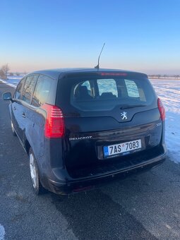 PEUGEOT 5008 1.6HDi AUTOMAT - 6