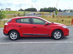 Renault Megane 1.6 2009 65000km - 6