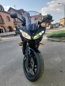 YAMAHA FAZER FZ6 S2 - 6