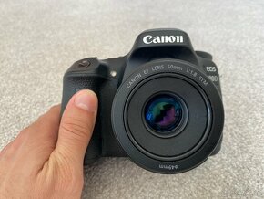 Canon 80D + 2x objektiv (50mm f 1.8 a 18-55mm f 3,5-5,6) - 6