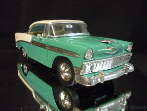 Chevrolet Bel Air 1956 Road Tough 1/18 - 6