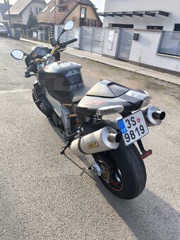 Aprilia TUONO 1000 RR - 6