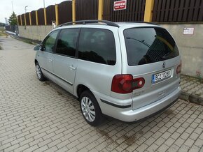 Volkswagen Sharan 2.0 TDi 7 místný - 6