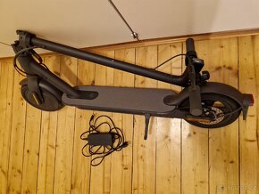 Xiaomi Mi Electric Scooter Essential - 6