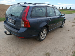 Volvo v50 2,0D - 6