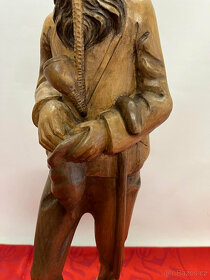 Starší dřevěná socha muž s fajfkou lesník Rakousko 51cm - 6