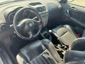 Alfa Romeo 147 - 6