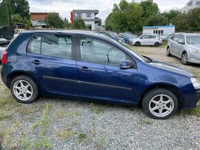 VW Golf V,1,6i - 6