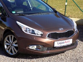 KIA Ceed 1.6 GDi EXCLUSIVE, automat, xenony, 17´´ALU - 6