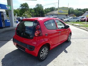 Peugeot 107 1,0i - 6