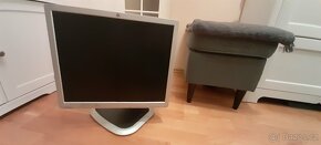 LCD HP 19" - 6