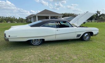 1968 Buick Wildcat - 6