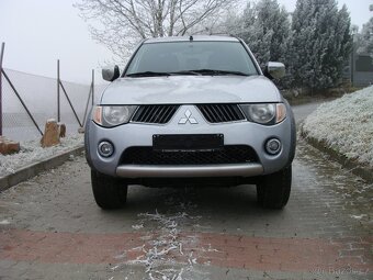 Mitsubishi L200, 2,5 Di-D 4x4 rok 2008 - 6