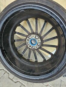 5x112 r19 Motec tornado - 7