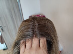 Nová dlouhá přirozeně plavá Lacefront paruka - 7