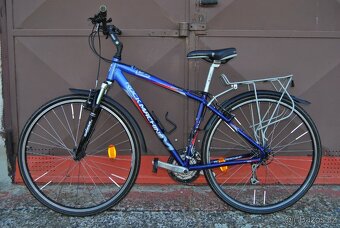 17" Trekové kolo RockMachine Crossride 350 - 7