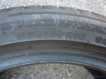 2x letní pneu Bridgestone 235/45 R18 -obě za 250,- - 7