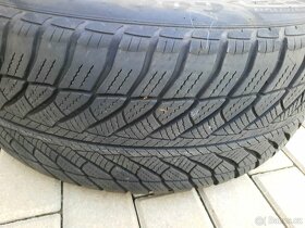 Originál sada BMW disků + zimní pneu Goodyear Ultragrip - 7