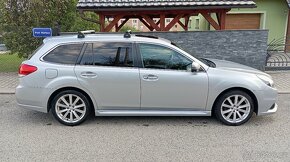 Subaru Legacy 2.5i - 7