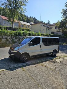 Opel Vivaro 1.9 - 7