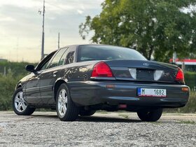 Ford Crown Victoria LX Sport LPG - sleva - 7