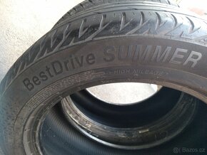 Prodám 2 letní gumy Best Drive Summer 215/55 R17 DOT 0320 - 7