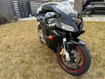 Honda CBR 600RR - 7