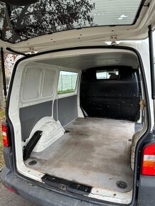 VW Transporter T5 2.5 TDi, 96 kW, 4x4, 3 mistné - 7