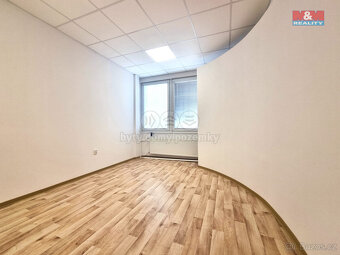 Pronájem kanceláře 36 m², Hodonín, ul. Velkomoravská - 7