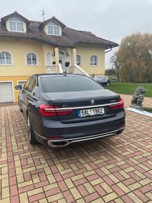 BMW 750i xDrive LIM - plná výbava + zimní pneu - 7