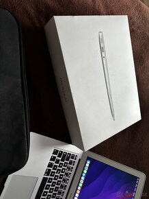 Apple MacBook Air 13 2017 - 7