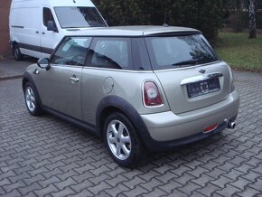 Mini Cooper 1.4i 70kw 2009 130tkm - 7