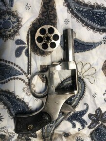 Revolver  The American 32SW Long - 7